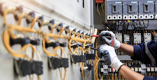 Professional Electrician technician working in Barnum Island, NY